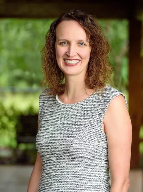 Vicki Ellis